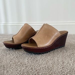 b.o.c. Tan Slip On Platform Sandals